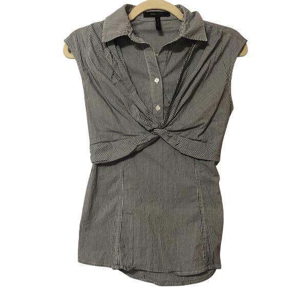 BCBGMAXAZRIA Pinstripe Sleeveless Collared Blouse Womens S Twist Preppy Twee - Picture 1 of 7